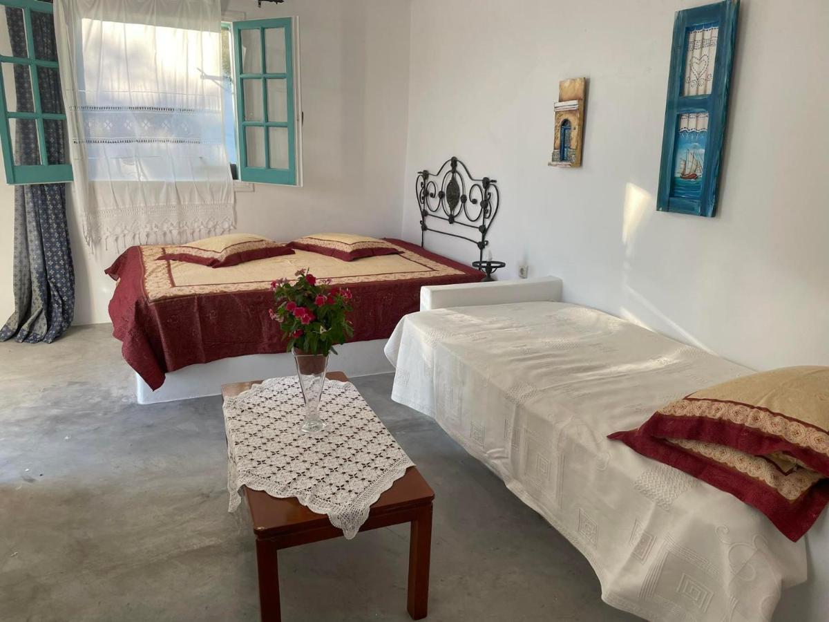 Sweet Home With Two Beds -One Single Room- With Beautiful View! 阿齐亚马利那 外观 照片